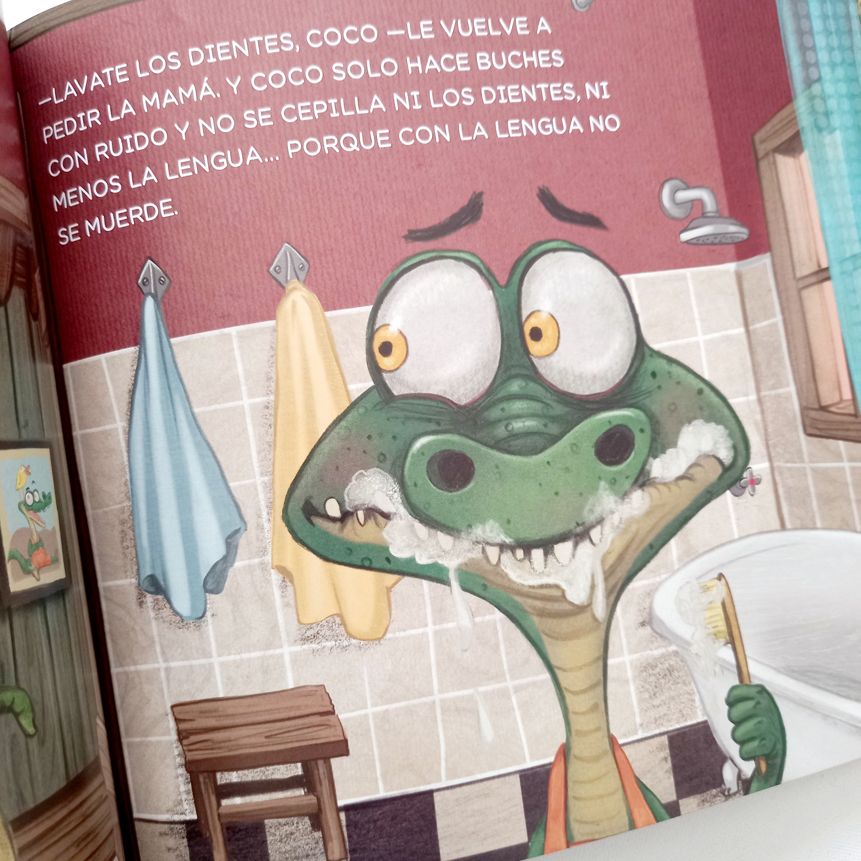 Coco se cepilla los dientes Coco se cepilla los dientes